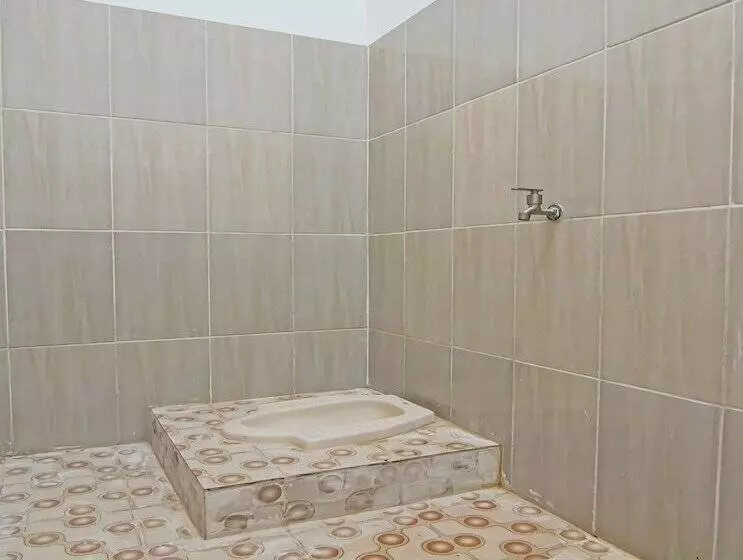 Hotelli Spot On 92498 Fanni Homestay