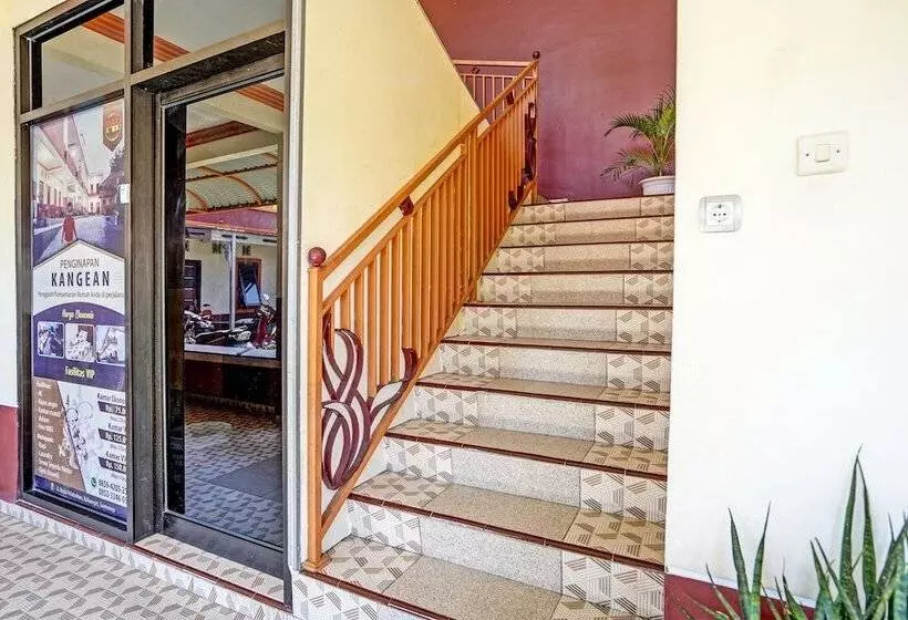 Hotelli Spot On 92527 Penginapan Kangean Syariahneartaman Merdeka Kalianget