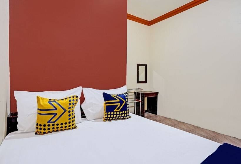 Hotel Spot On 92527 Penginapan Kangean Syariahneartaman Merdeka Kalianget