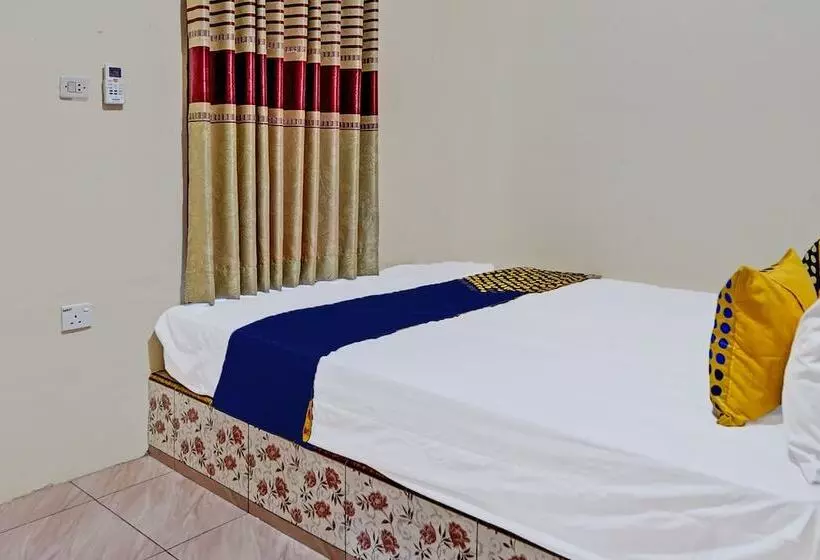 Hotelli Spot On 92527 Penginapan Kangean Syariahneartaman Merdeka Kalianget