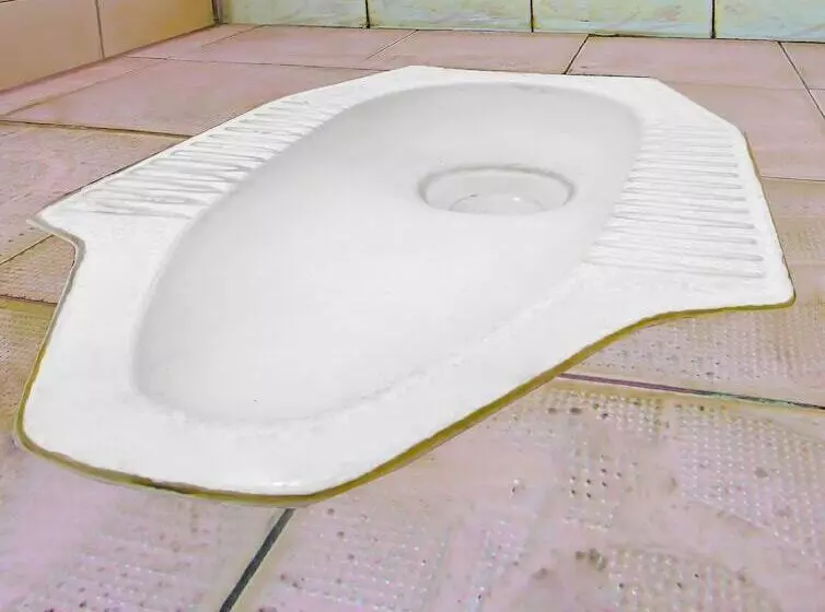 Hotelli Spot On 92567 Jati Homestay Near Taman Suranadi