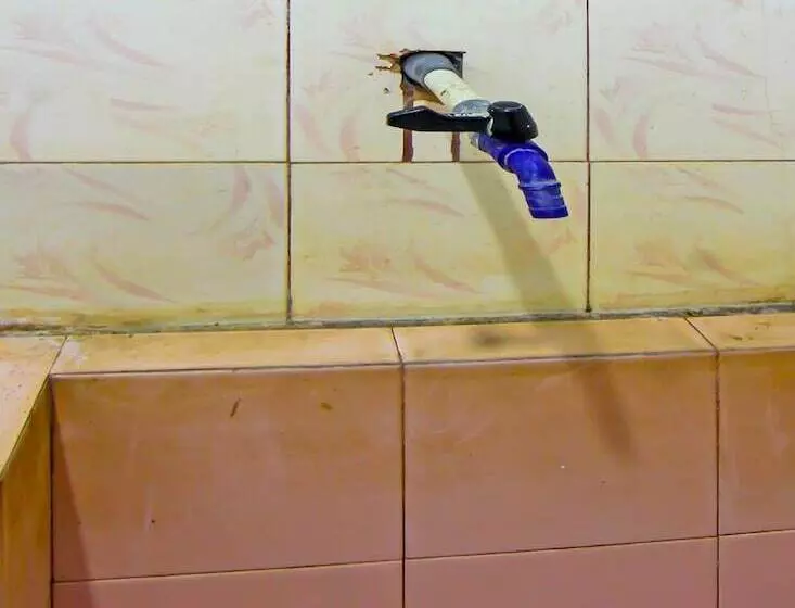 Hotelli Spot On 92567 Jati Homestay Near Taman Suranadi