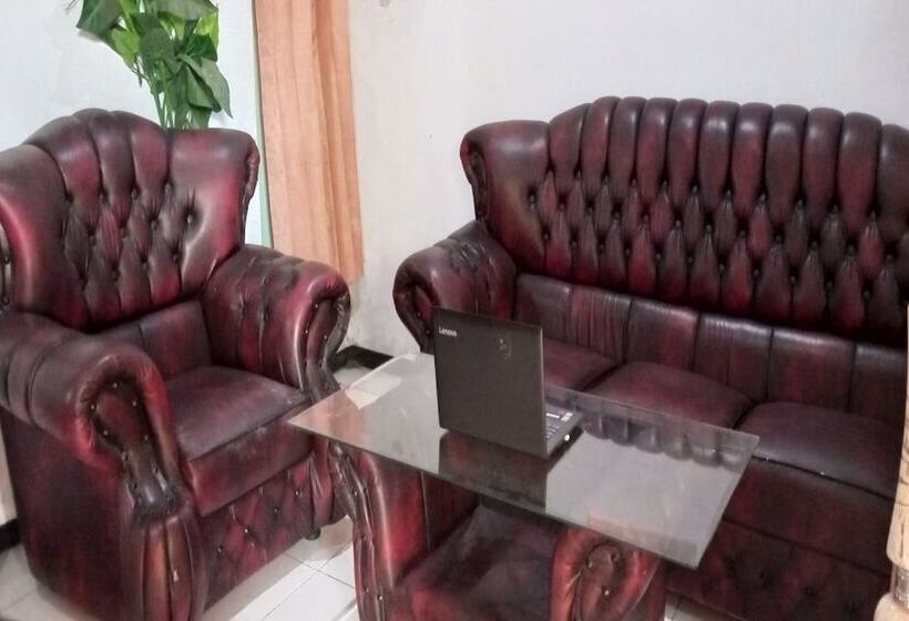 Hôtel Spot On 92743 Kost Elisabeth Syariah