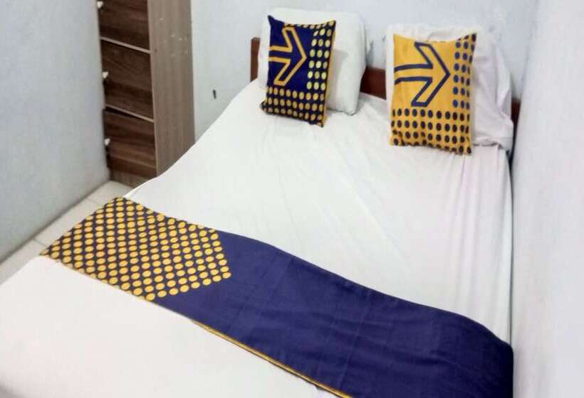 Hôtel Spot On 92743 Kost Elisabeth Syariah