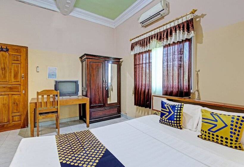 בית מלון כפרי Spot On 92760 Global Media Homestay Syariah