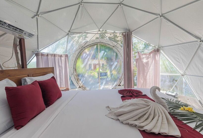 Hotel Suan Bubble & Triangle Diamond Beach