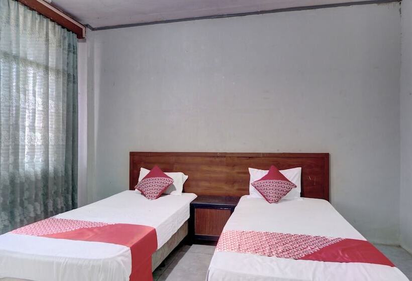 בית מלון כפרי Tepian Batang Hari By Oyo