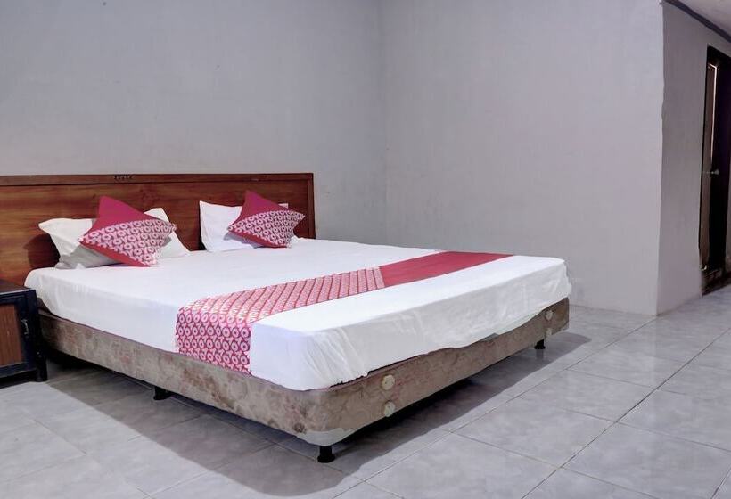 בית מלון כפרי Tepian Batang Hari By Oyo