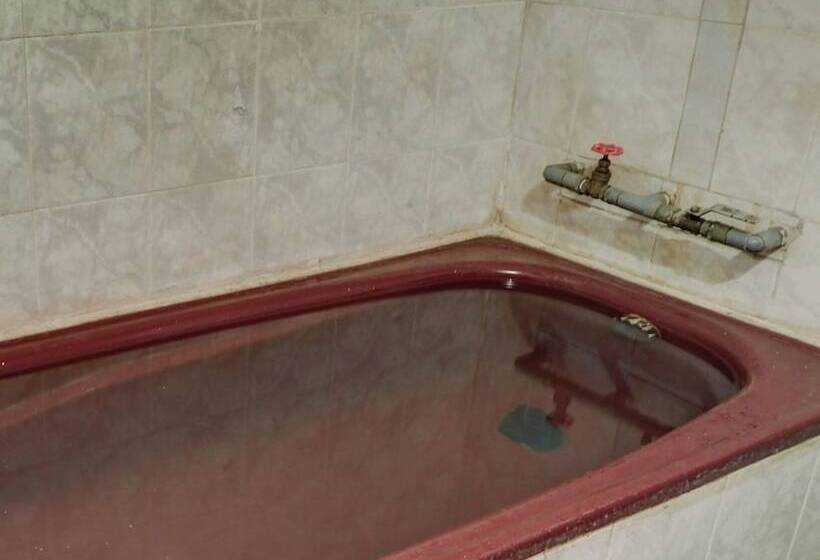 בית מלון כפרי Tepian Batang Hari By Oyo