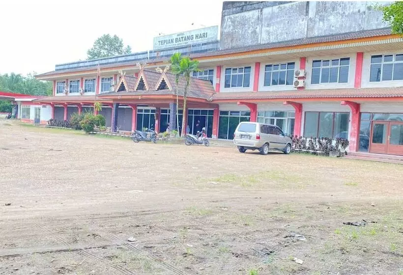 ホテル Tepian Batang Hari By Oyo