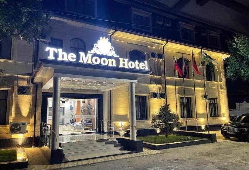 Hotel The Moon