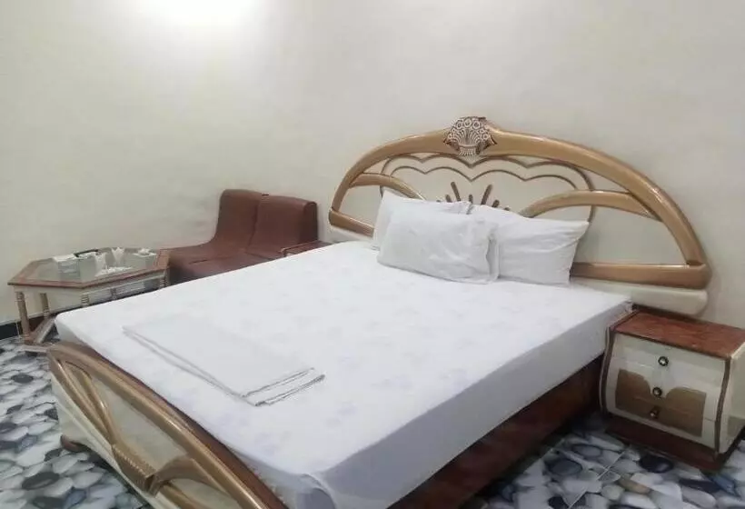 هتل Vip Palace Lodge