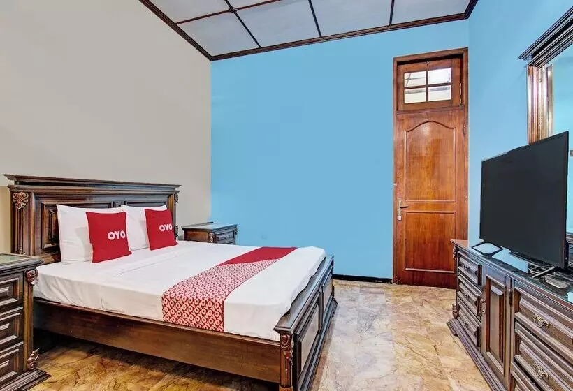 ホテル Wulan Homestay Syariah Solo By Oyo