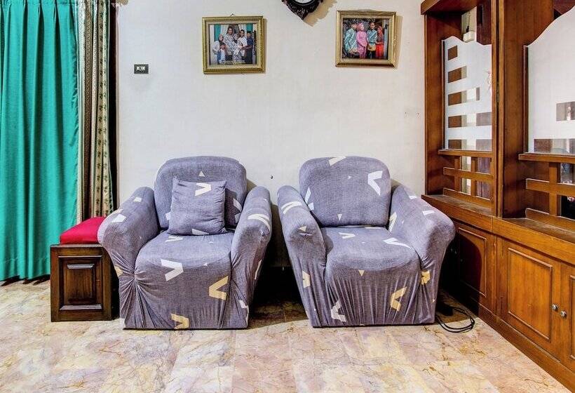 فندق Wulan Homestay Syariah Solo By Oyo