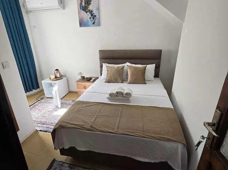 Meydan Otel