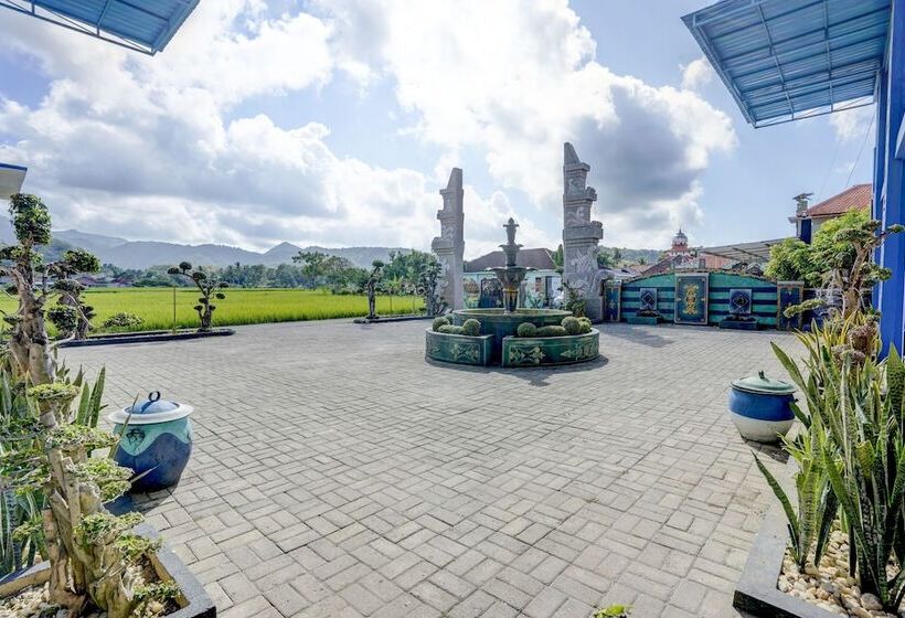 Miranda Hotel Syariah By Oyo