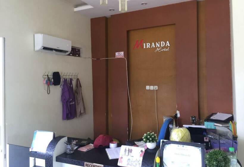 Miranda Hotel Syariah By Oyo