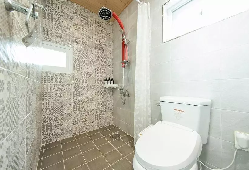 Namhae Sea And View Pool Villa Pension