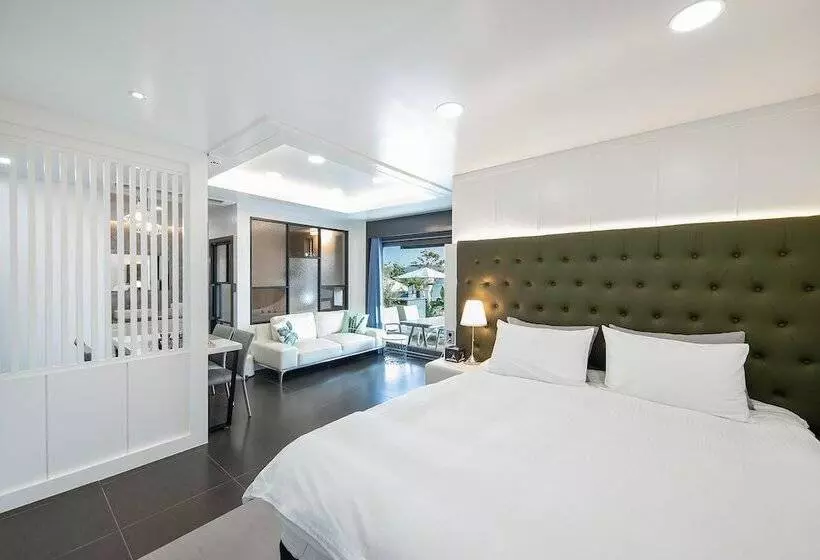 Namhae Sea And View Pool Villa Pension