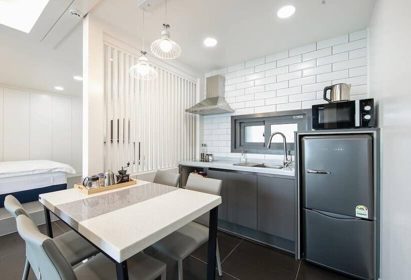 Namhae Sea And View Pool Villa Pension