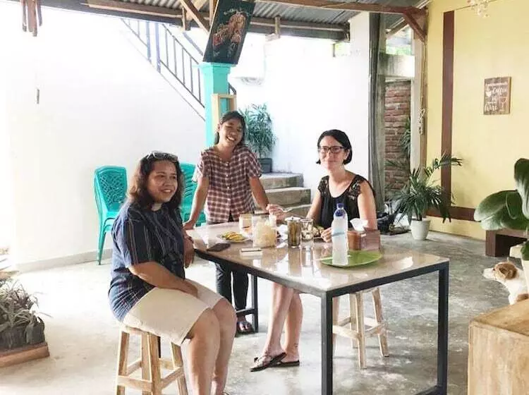 Majatalo A Manta Homestay