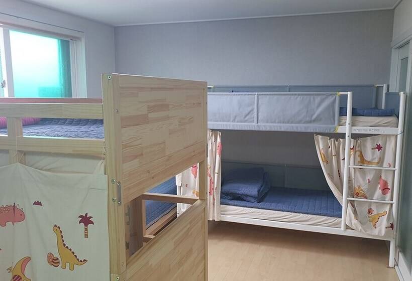 Pensió Chungju Apple Guest House