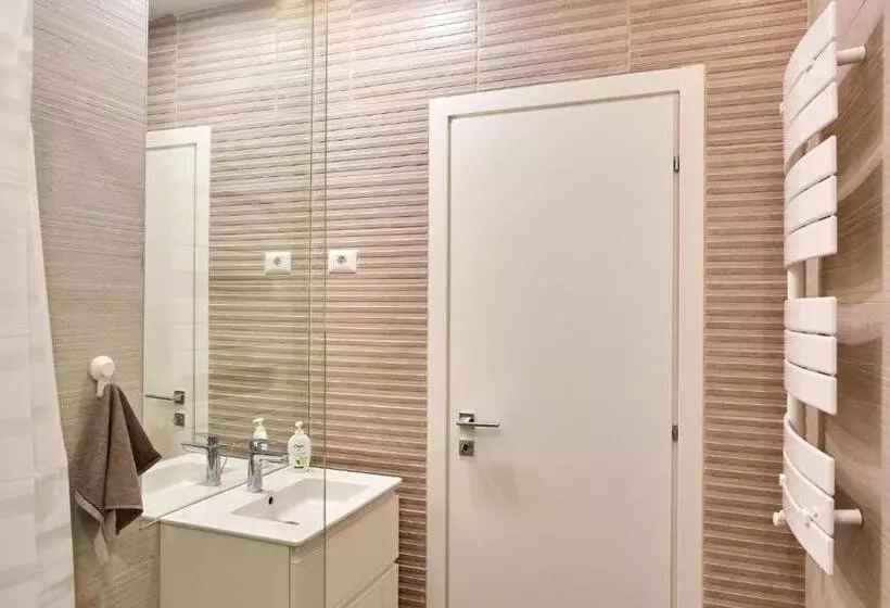 Studio Bel Air Lotus