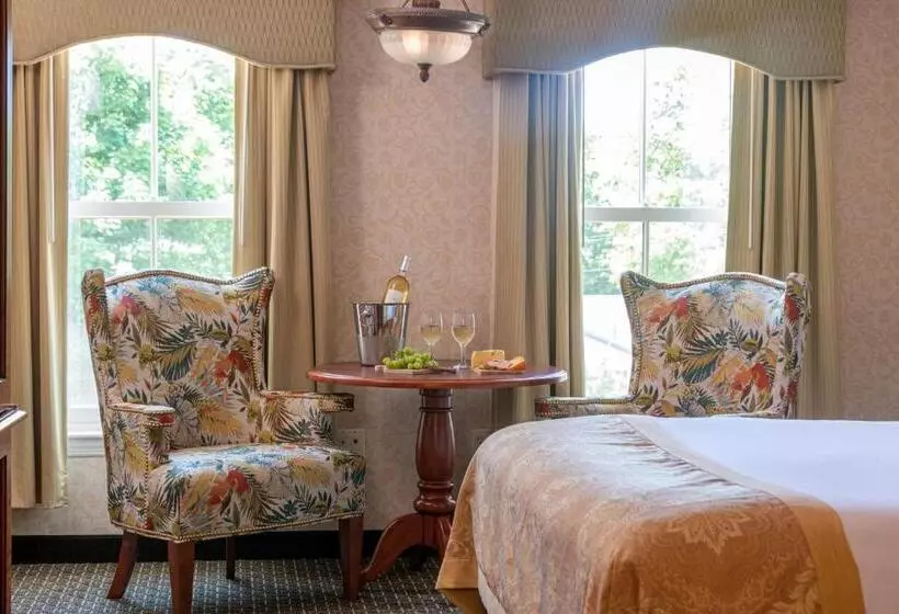 هتل Bar Harbor Grand