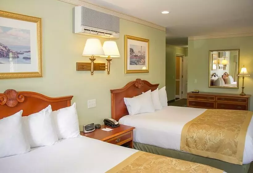 هتل Bar Harbor Grand