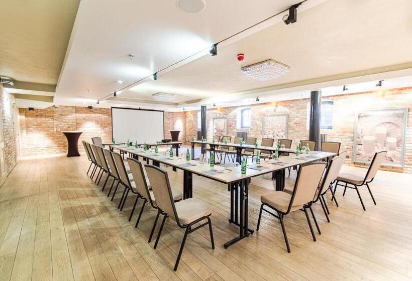 ホテル Browar Kościerzyna