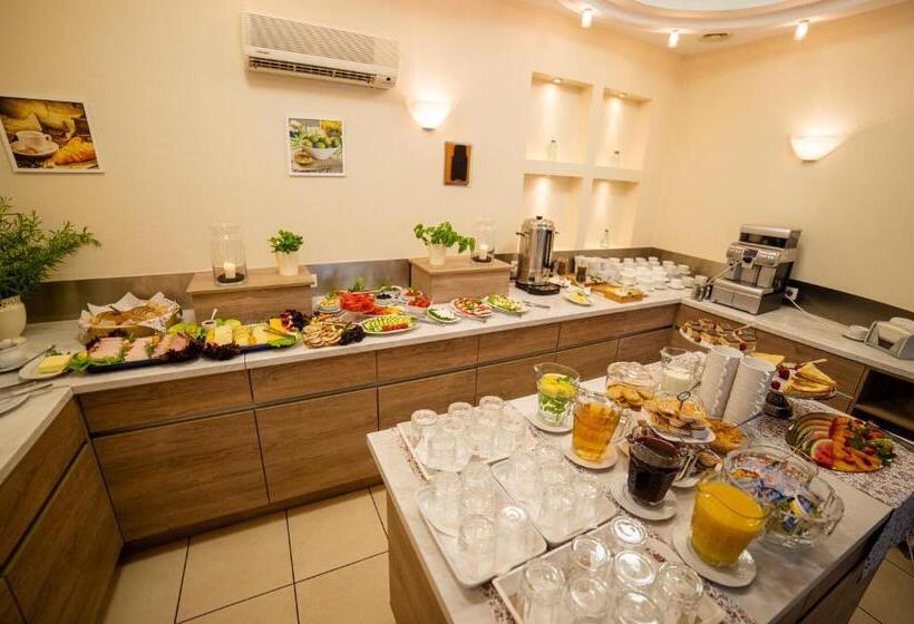 בית מלון כפרי Delta In