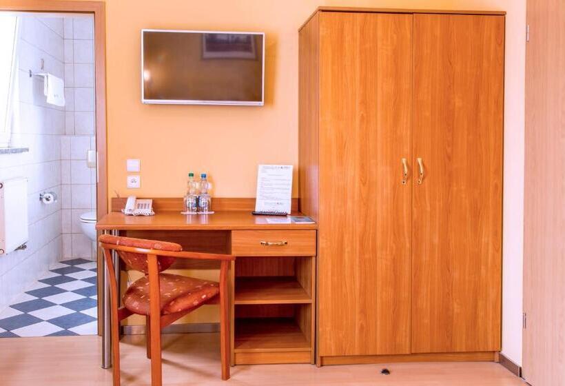 בית מלון כפרי Delta In