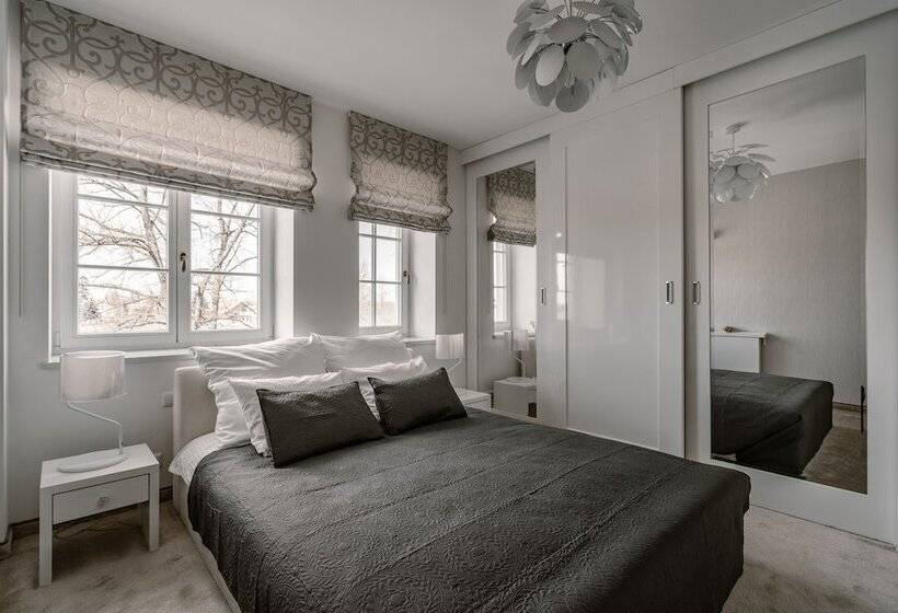 ホテル Dwor Droblin