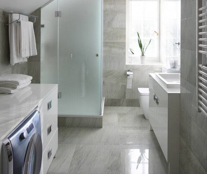 ホテル Dwor Droblin