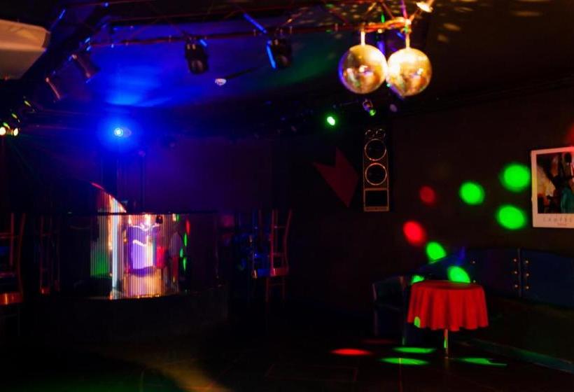 호텔 Bukowy Dworek Geovita