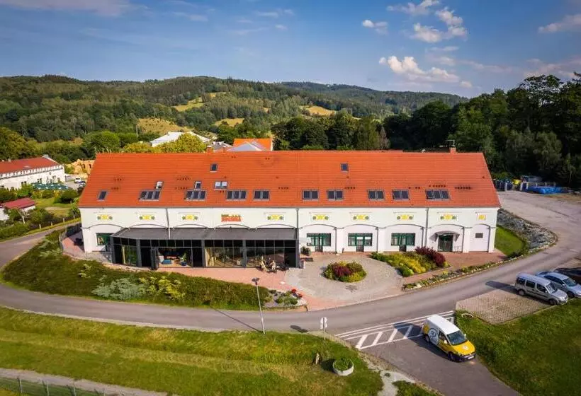 Hotelli Jedlinka