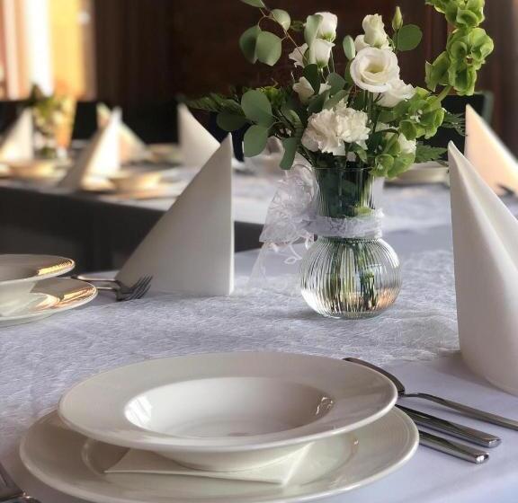 בית מלון כפרי Jedlinka