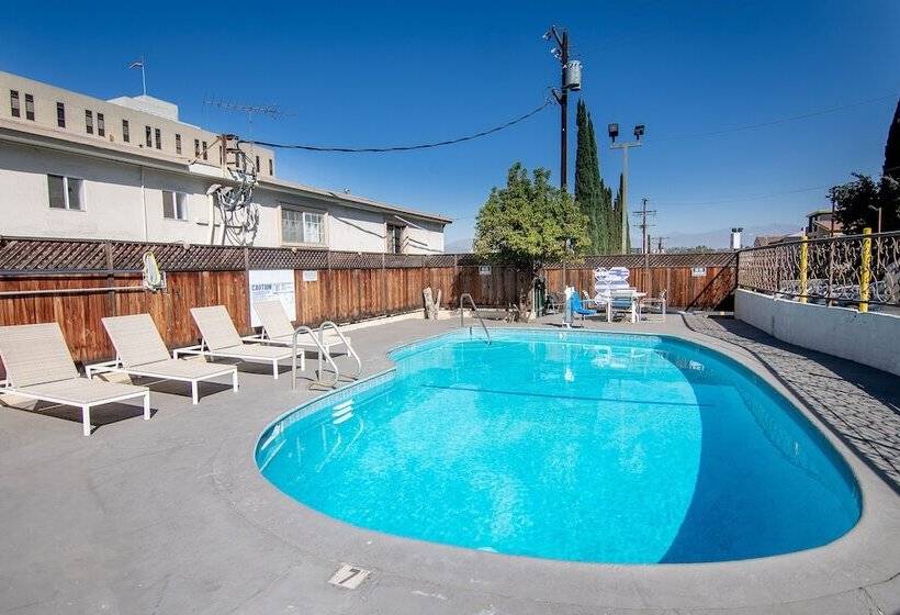 בית מלון כפרי La Royal Viking