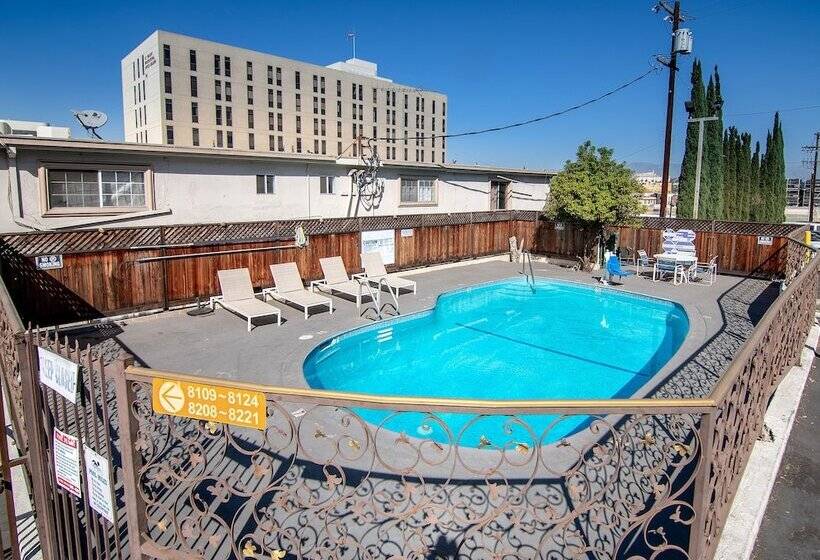 בית מלון כפרי La Royal Viking