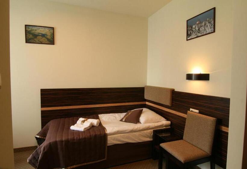 فندق Nad Wigrami