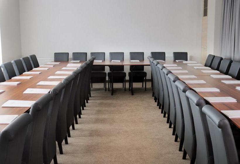 בית מלון כפרי Neapol