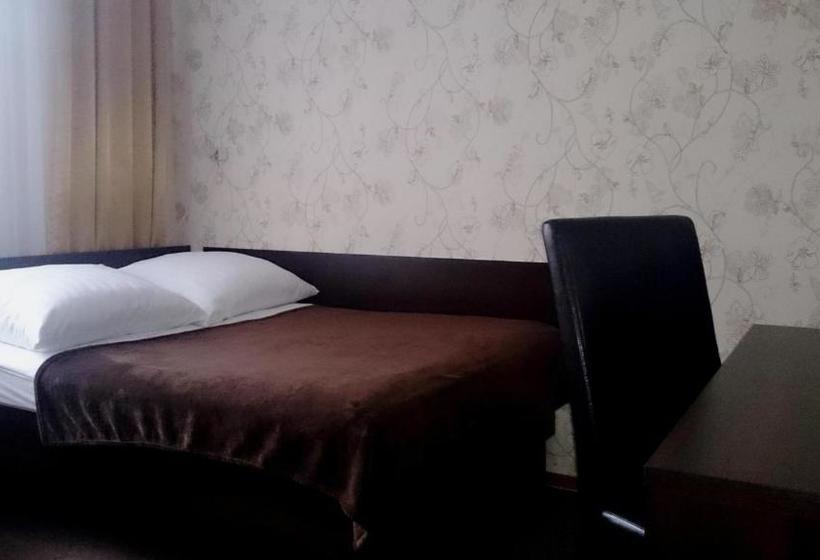 בית מלון כפרי Park Na Wojskiego