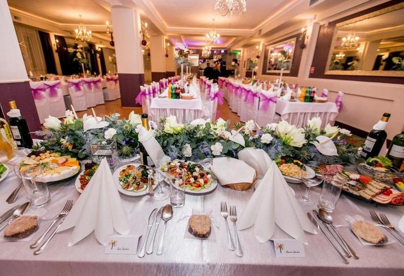 בית מלון כפרי Park Na Wojskiego