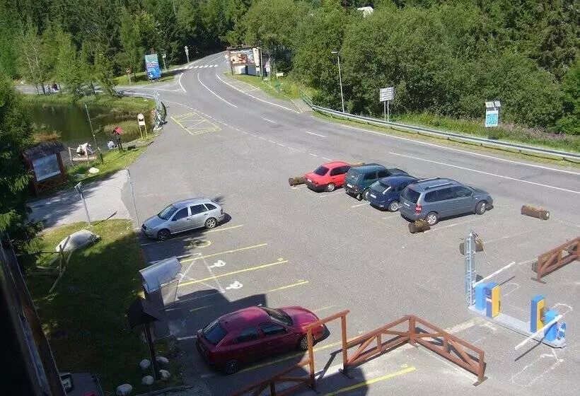 Hotelli Penzion Pleso