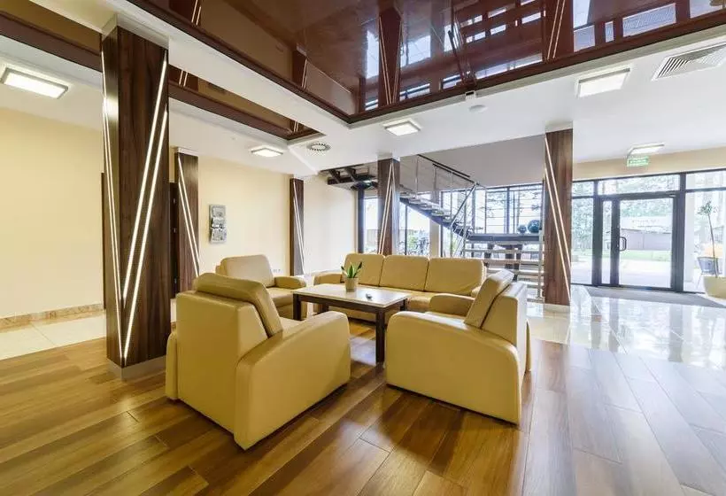 Hotelli Sanvit Lake Resort & Spa