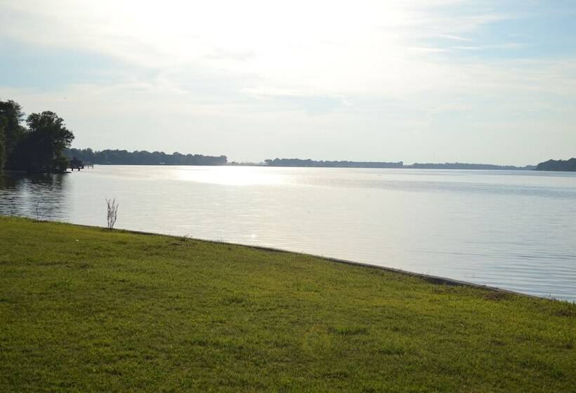 Hotelli South Shore Cottages