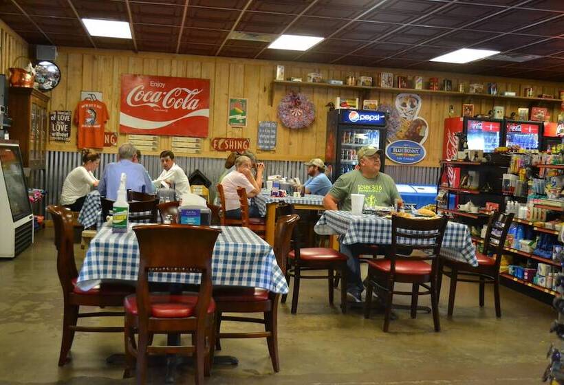 Hotelli South Shore Cottages