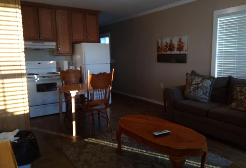 Hotelli South Shore Cottages