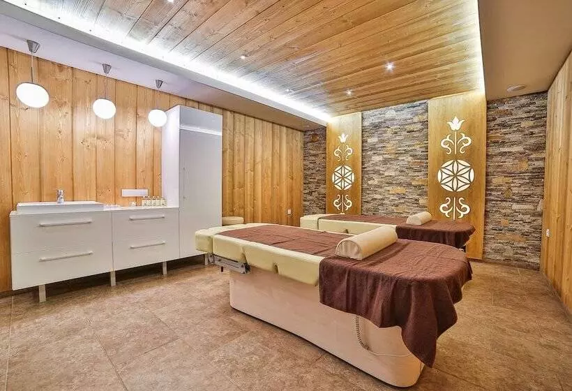 Hotelli &spa Jawor