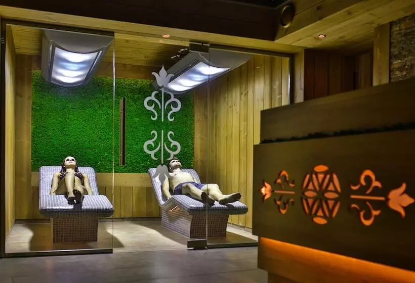 Hotelli &spa Jawor